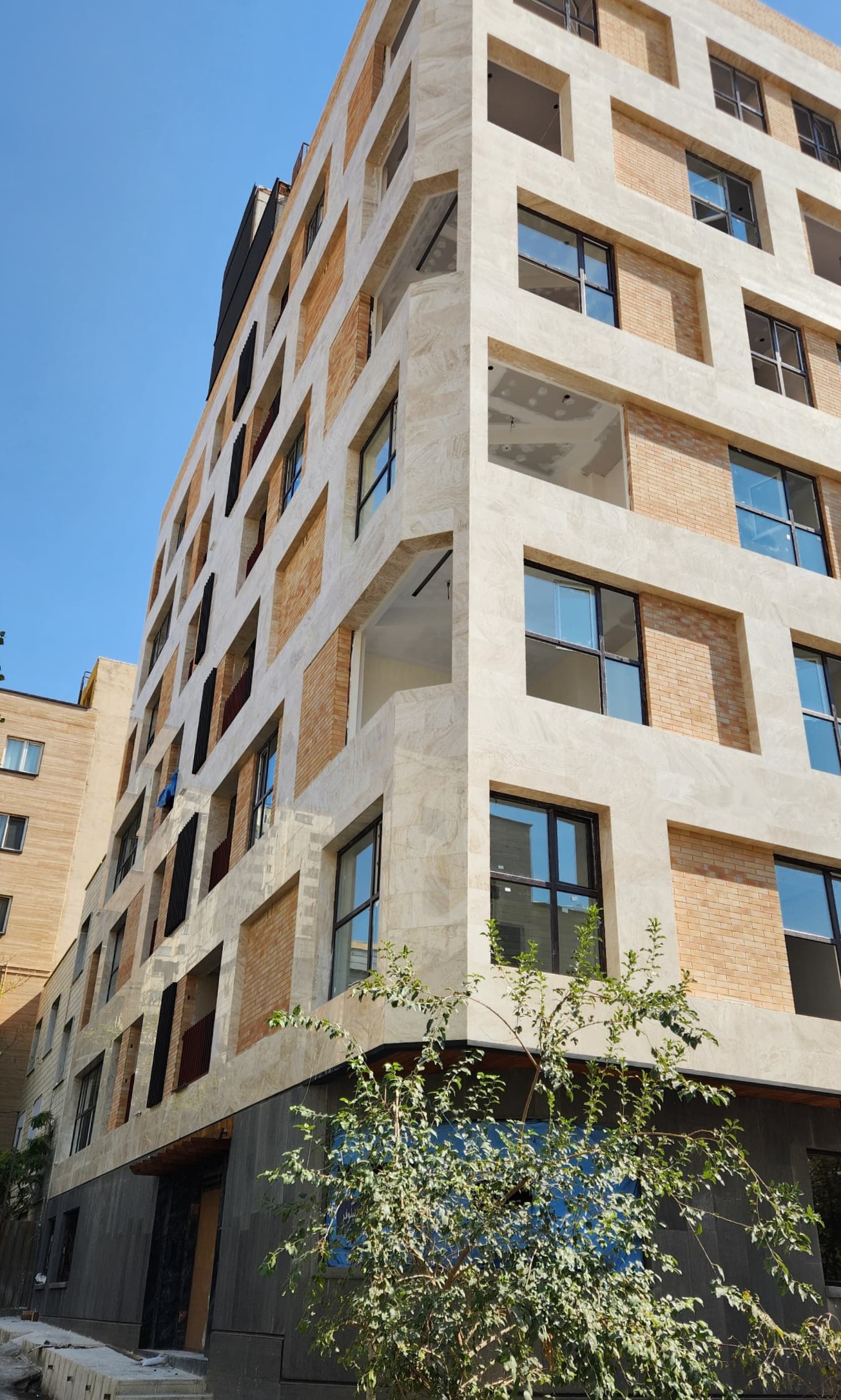 پروژه مسکونی سعادت آباد میدان کتاب