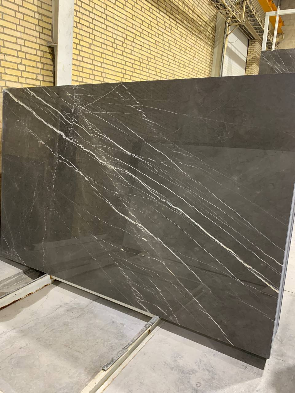 اسلب مرمریت مشکی لاشتر